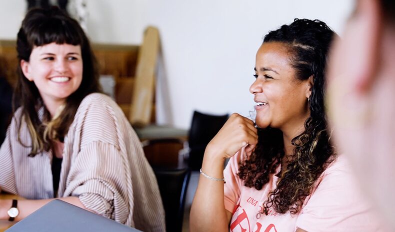 Klinik Südhang Psychologinnen im Gespräch Team