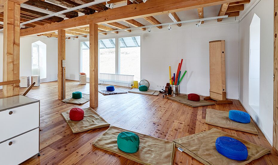 Klinik Südhang offene Stellen Musiktherapie Raum der Stille